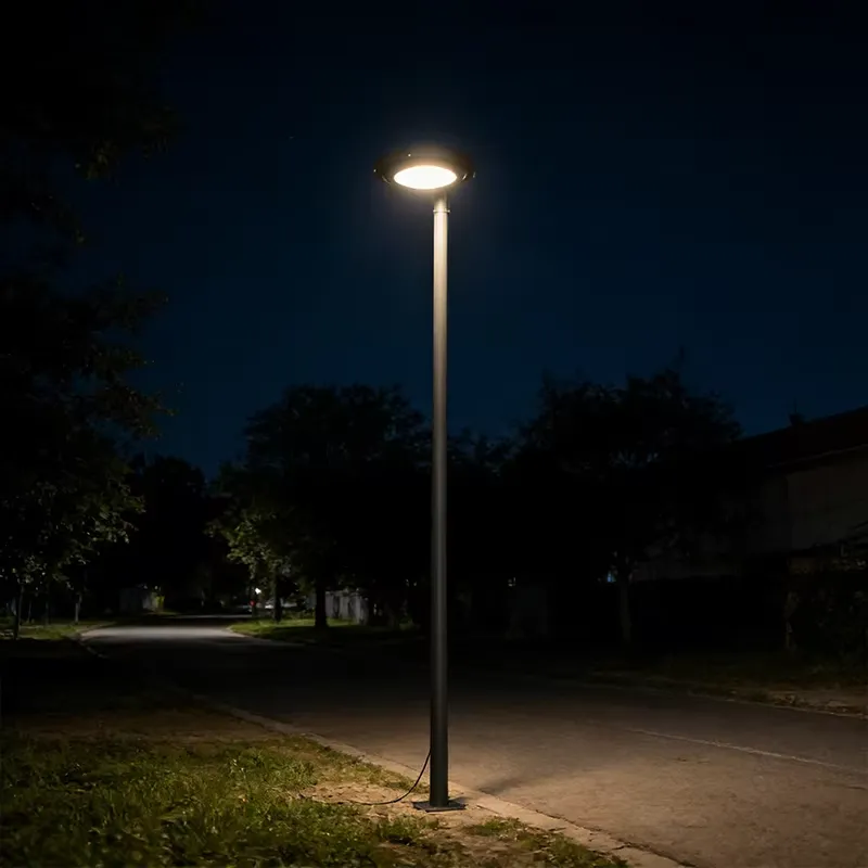Outdoor Lighting Ip65 - โคมไฟสวน LED พร้อมเสาเหล็ก สำหรับภายนอกอาคาร ระดับการป้องกันน้ำและฝุ่น IP65